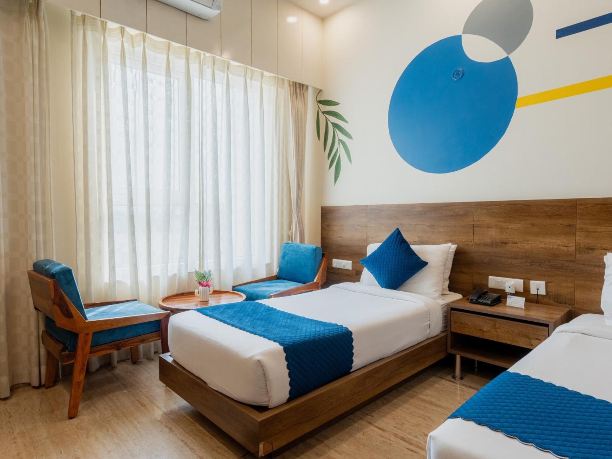 Moustache Rishikesh Luxuria Hostel ภายนอก รูปภาพ