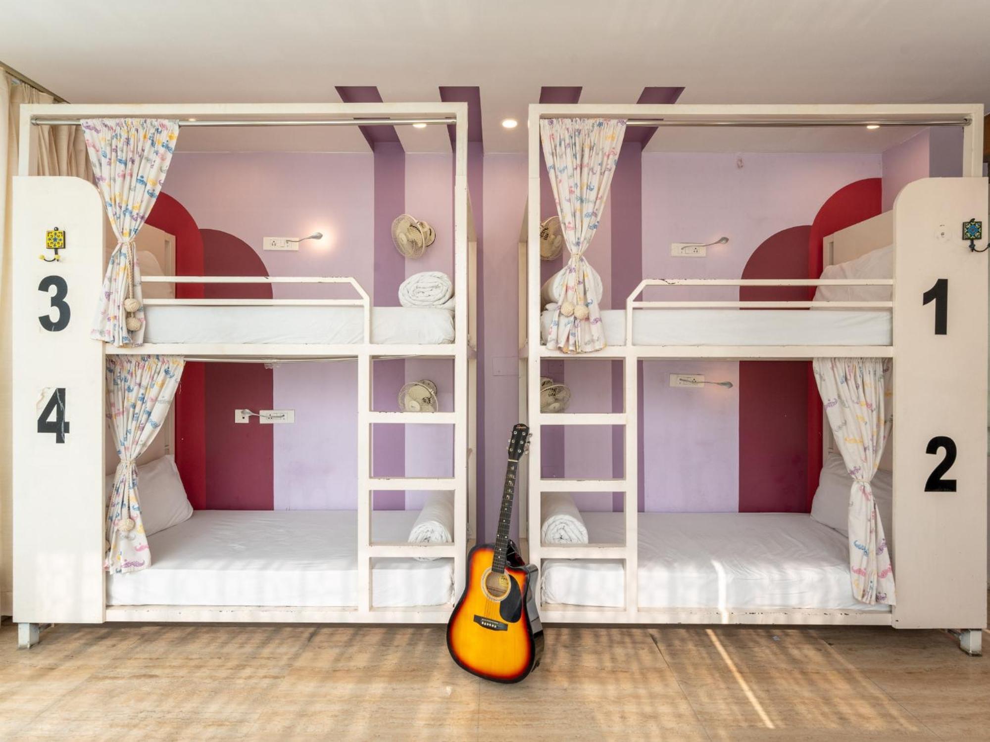 Moustache Rishikesh Luxuria Hostel ภายนอก รูปภาพ