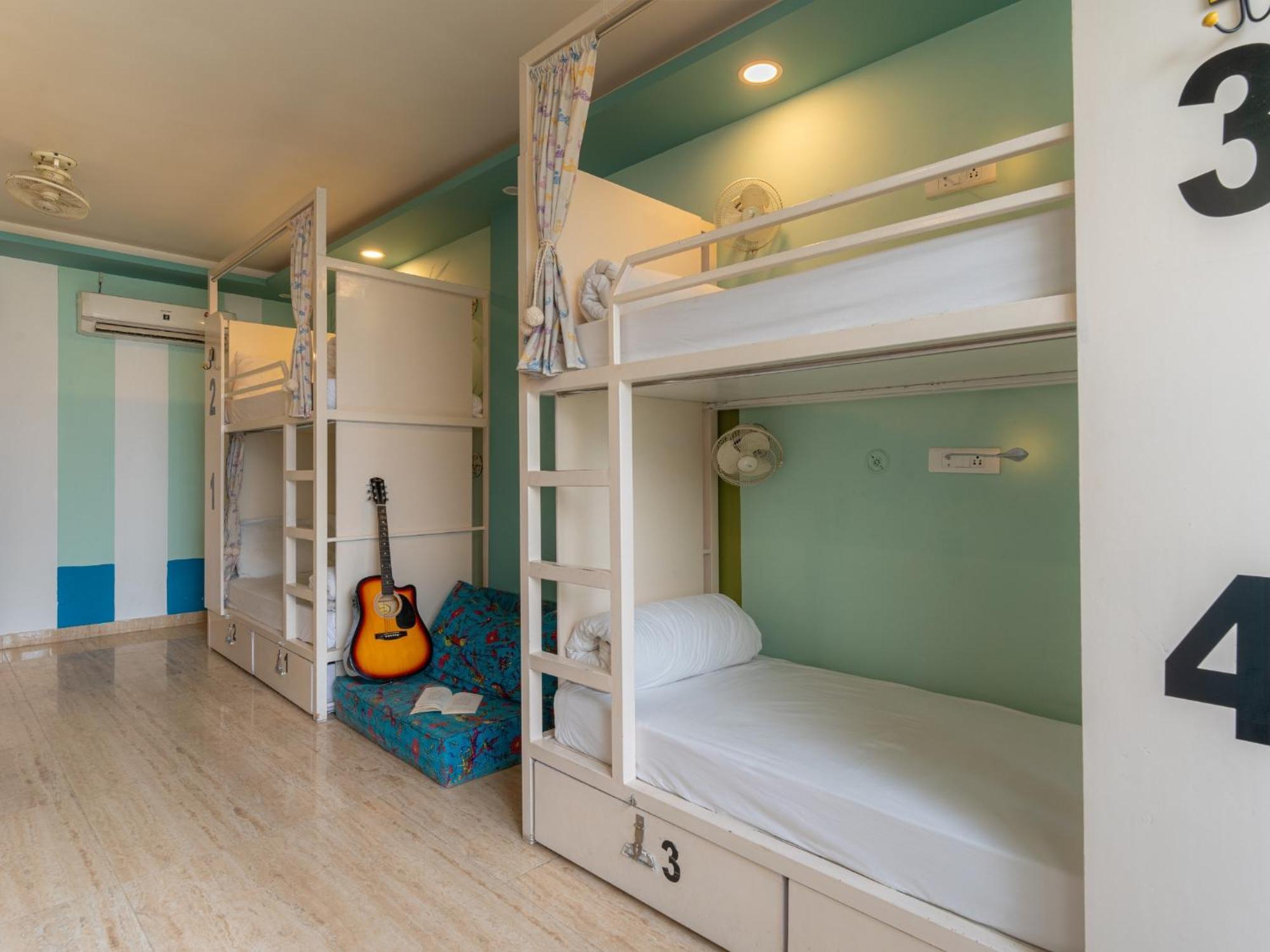 Moustache Rishikesh Luxuria Hostel ภายนอก รูปภาพ