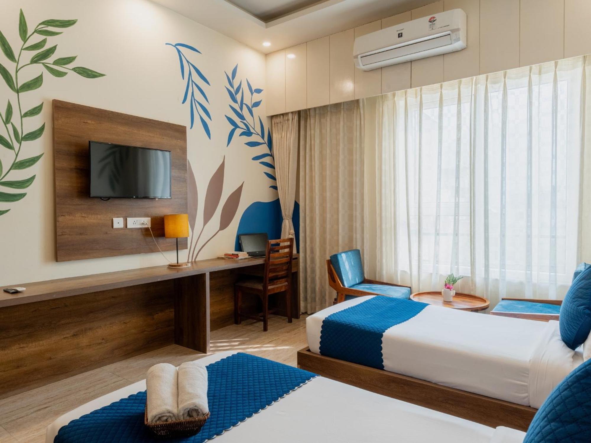 Moustache Rishikesh Luxuria Hostel ภายนอก รูปภาพ